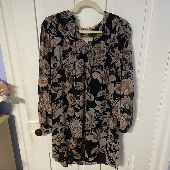 LOFT Floral Shift Dress - Picture 2 of 6